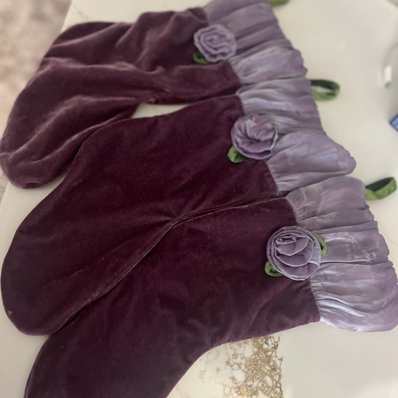 3 deep purple and lavender with green accents vintage stockings 🎄⭐️⭐️ - Picture 4 of 11